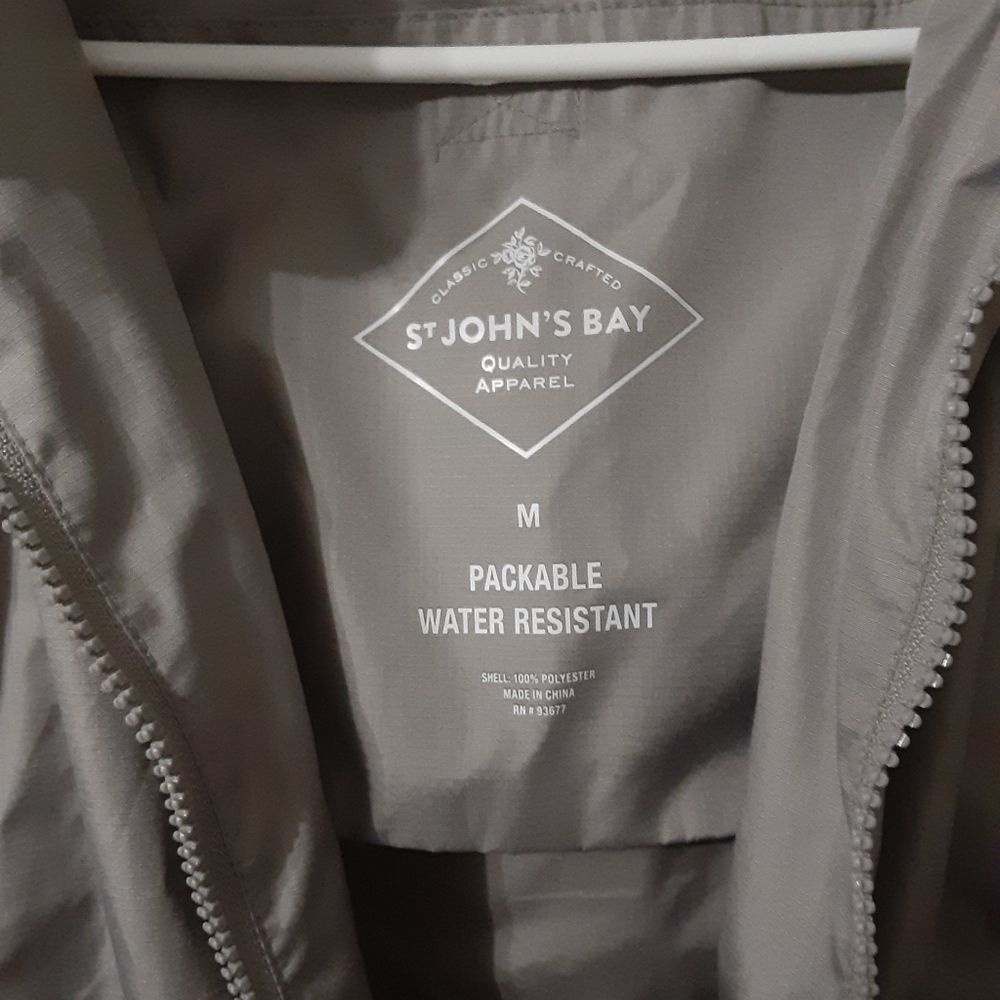 Lightweight Jacket - Picture 3 of 4